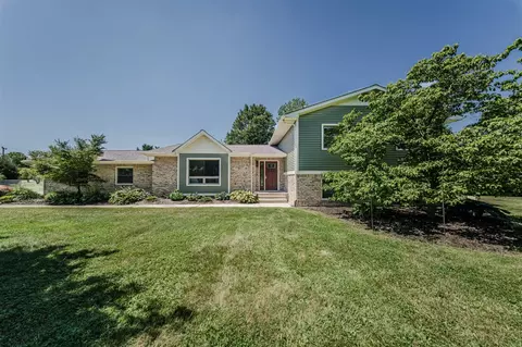 7532 Dell, Saline, MI 48176