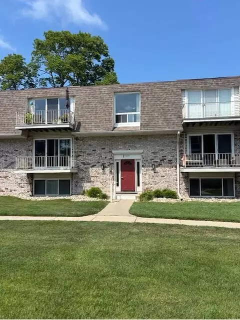 3616 Lakeshore #E12, Saint Joseph, MI 49085