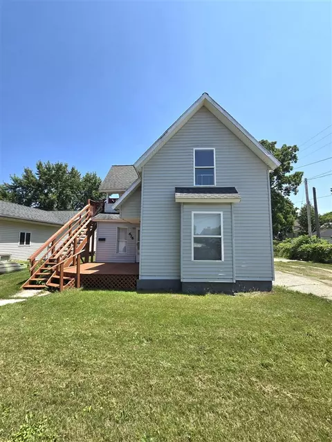 626 S Front, Belding, MI 48809