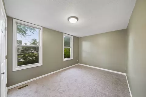 624 N Broad, Adrian, MI 49221 photo 12