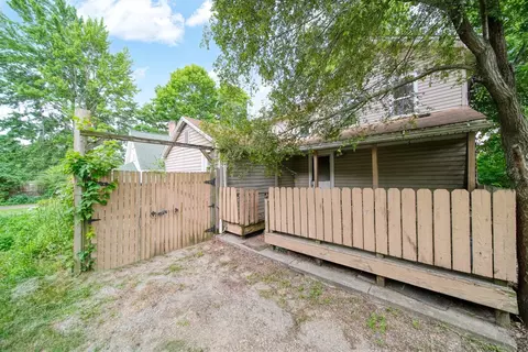 624 N Broad, Adrian, MI 49221 photo 7