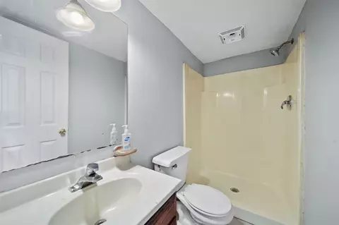 624 N Broad, Adrian, MI 49221 photo 20