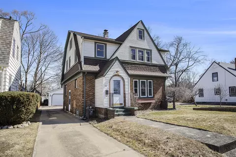 66 Wiltshire, Battle Creek, MI 49015