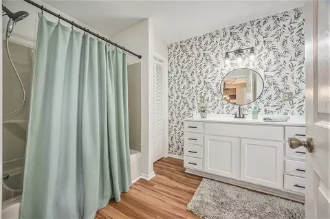 416 Kent, Lowell, MI 49331 photo 21