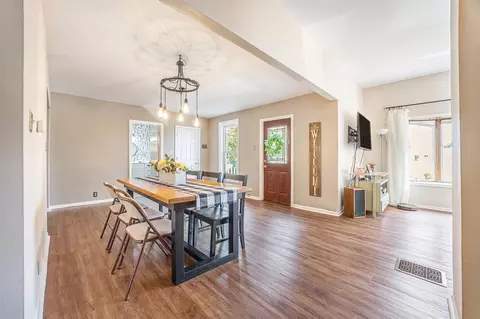 416 Kent, Lowell, MI 49331 photo 5