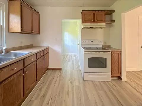 Kitchen - 1006 Madison, Three Rivers, MI 49093 photo 1 of 5