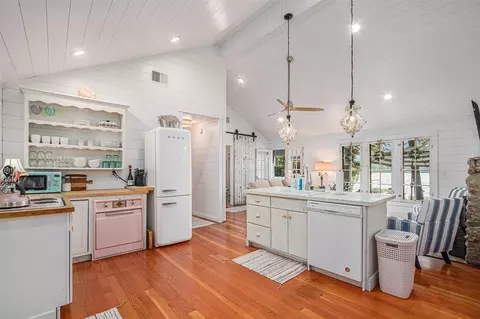 978 Lakewood, Pullman, MI 49450 photo 6