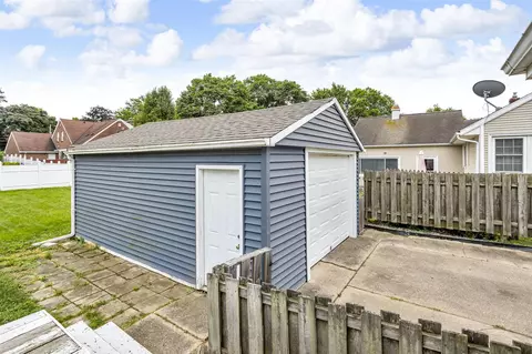 723 S Bowen, Jackson, MI 49203 photo 26