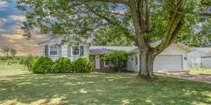 293 N Fiske, Coldwater, MI 49036