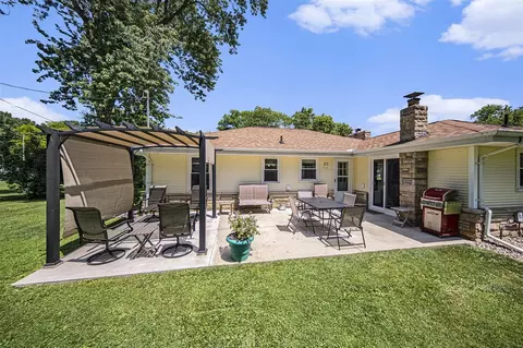 Exterior - 119 Burt, Jackson, MI 49201 photo 3 of 8