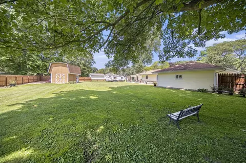 Exterior - 119 Burt, Jackson, MI 49201 photo 6 of 8