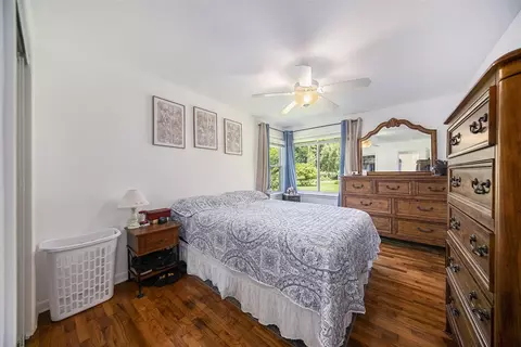 Bedroom - 119 Burt, Jackson, MI 49201 photo 1 of 7