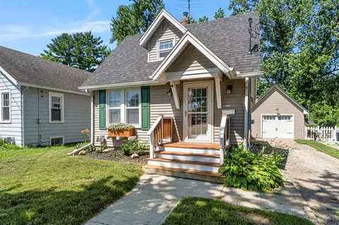 716 17th, Jackson, MI 49203