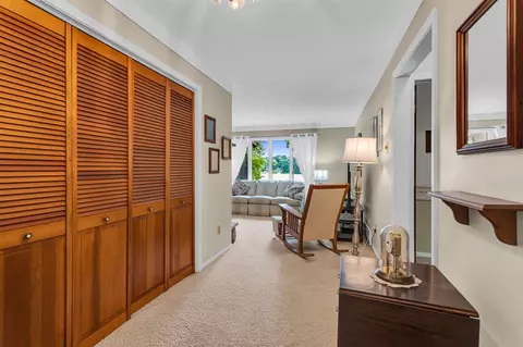 Entry Way - 263 Westshore, Jerome, MI 49249 photo 1 of 3
