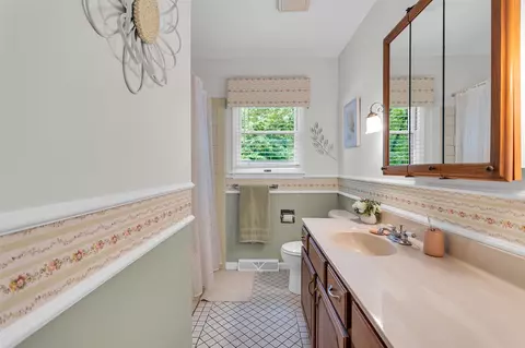 Bath - 263 Westshore, Jerome, MI 49249 photo 1 of 5