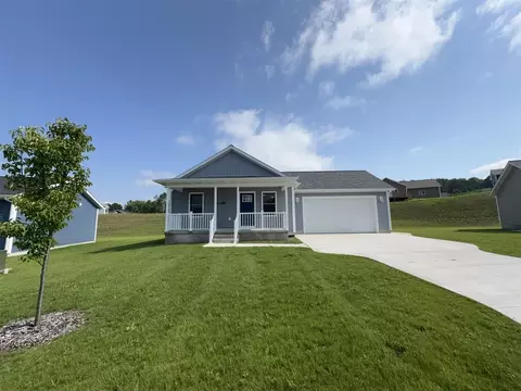 260 Willowside Dr, Shelby, MI 49455