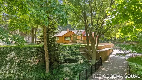 704 Graafschap, Holland, MI 49423
