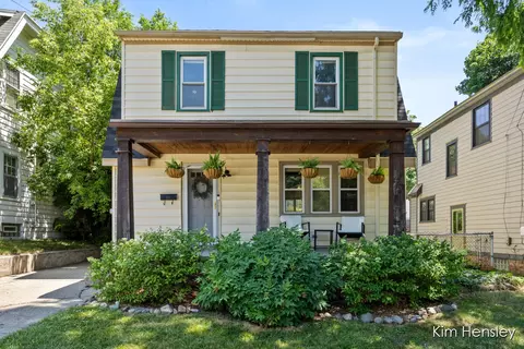 44 Auburn, Grand Rapids, MI 49503