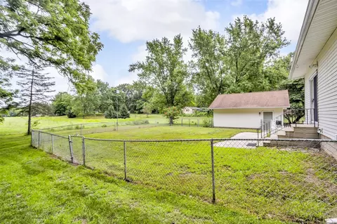 4825 Walz, Jackson, MI 49201 photo 29