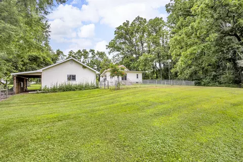 4825 Walz, Jackson, MI 49201 photo 27