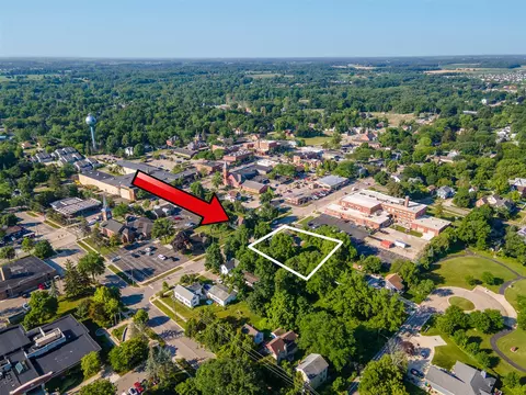 101 E Mckay, Saline, MI 48176 photo 3