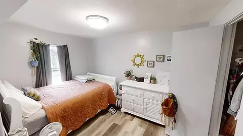 101 E Mckay, Saline, MI 48176 photo 20