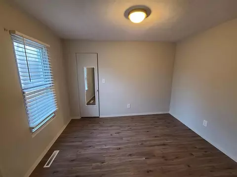 101 E Mckay, Saline, MI 48176 photo 14