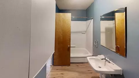 101 E Mckay, Saline, MI 48176 photo 24