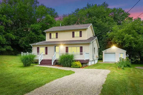 1402 Gracel, Jackson, MI 49202