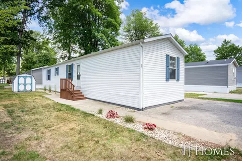 68 Viking, Sparta, MI 49345