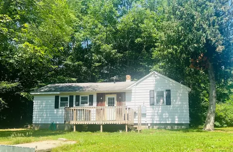 2777 S Comstock, Fremont, MI 49412