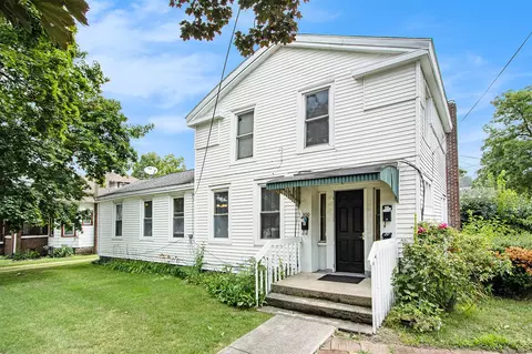 300 N Kalamazoo, Paw Paw, MI 49079