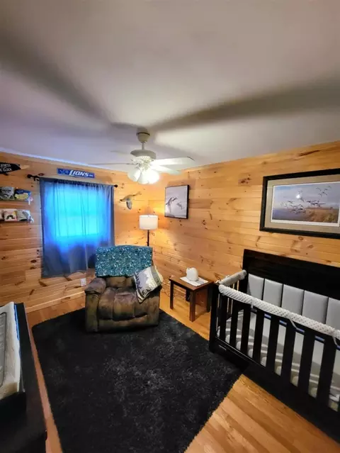 Bedroom - 6713 S Loomis, Dewitt, MI 48820 photo 1 of 5