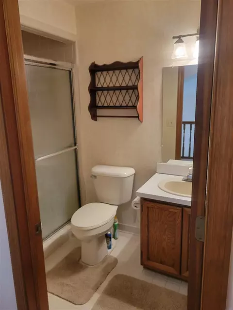 Bath - 15430 Windmill, Macomb, MI 48044 photo 3 of 3