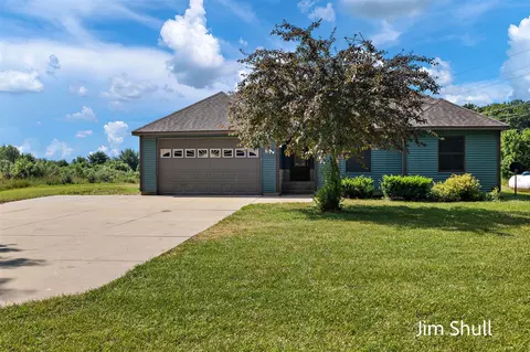 8201 Crocker, Holton, MI 49425