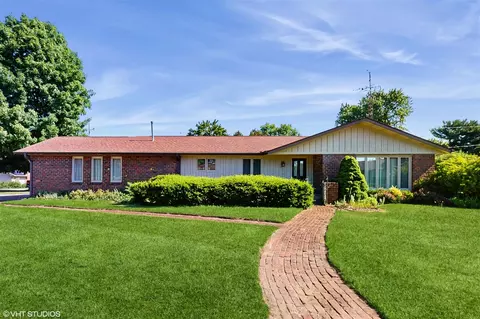 4731 Greenfield, Berrien Springs, MI 49103