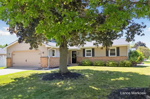 521 Edward, Middleville, MI 49333