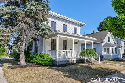 334 Washington, Holland, MI 49423