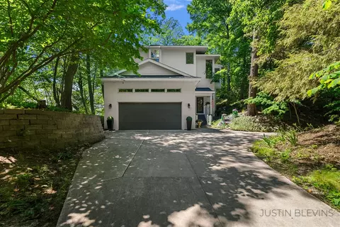 17531 Mountain Plat, Grand Haven, MI 49417