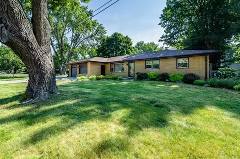 1686 N Teakwood, Stevensville, MI 49127