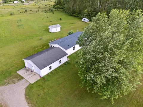 View/Area - 4767 E Haslett, Perry, MI 48872 photo 2 of 8