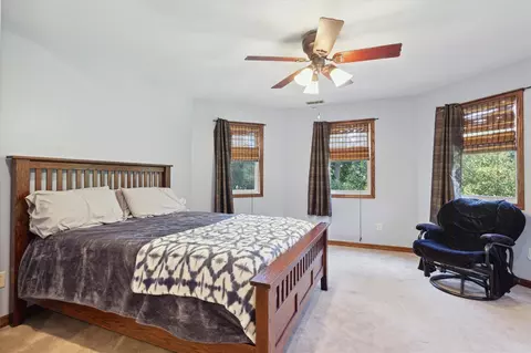 Bedroom - 6512 Rs, Scotts, MI 49088 photo 3 of 8