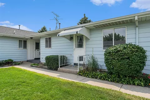 5932 Leisure S, Kentwood, MI 49548