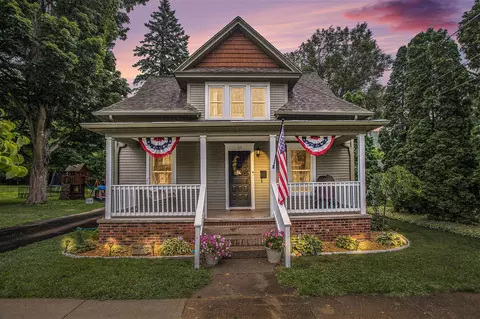 210 N Liberty, Marshall, MI 49068