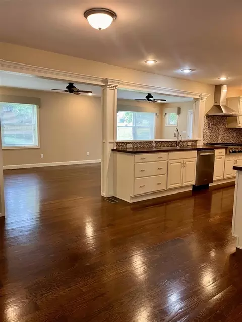 453 Sherman, Marshall, MI 49068 photo 8