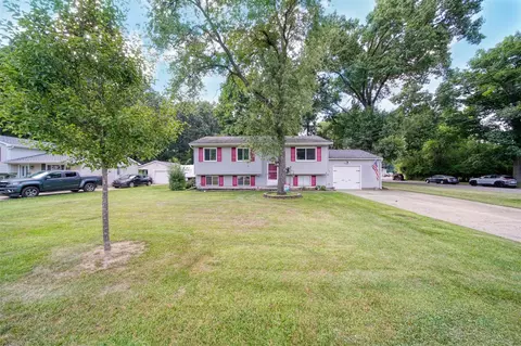 1008 Sunburst, Jackson, MI 49203