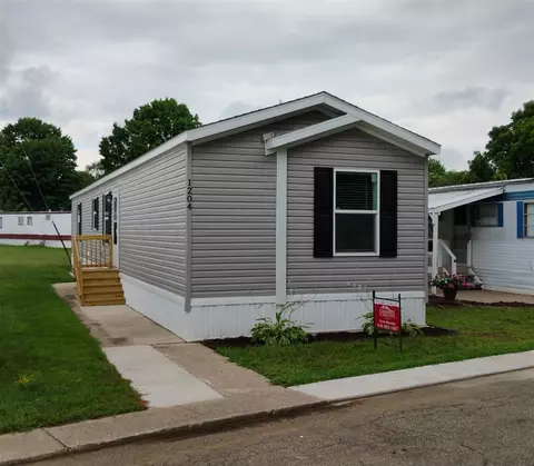 1204 Carlton, Plainwell, MI 49080