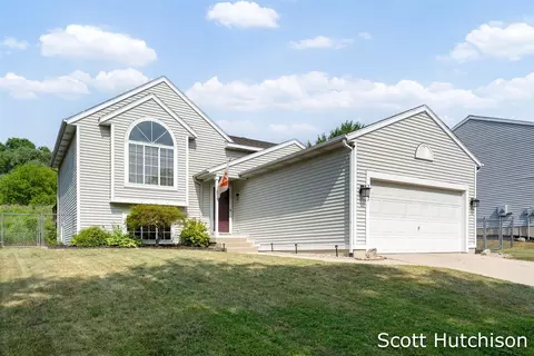 187 Rollingwood, Rockford, MI 49341