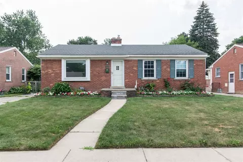 11015 Fairfield, Livonia, MI 48150