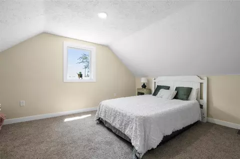 Bedroom - 5743 107th, Pullman, MI 49450 photo 1 of 4
